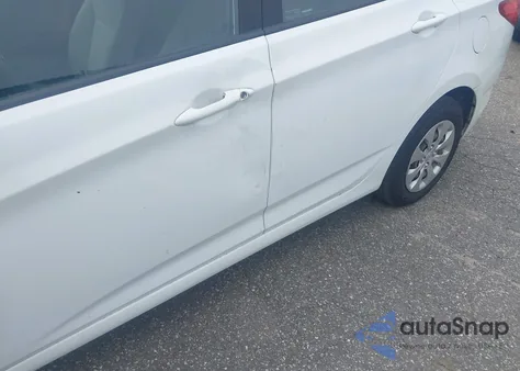 2017 Hyundai Accent Se z USA, uszkodzony, nr VIN KMHCT4AE4HU202989